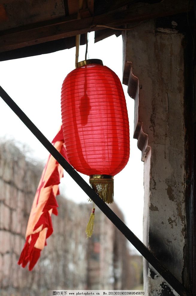 红灯笼 建筑 古建筑 天空 旗帜 房子 屋檐 老宅 古宅 沙家浜